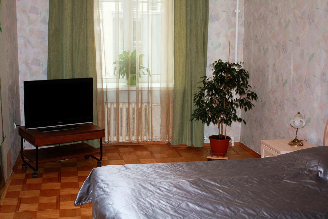 Ficus Hostel Sankt Petersburg Zewnętrze zdjęcie