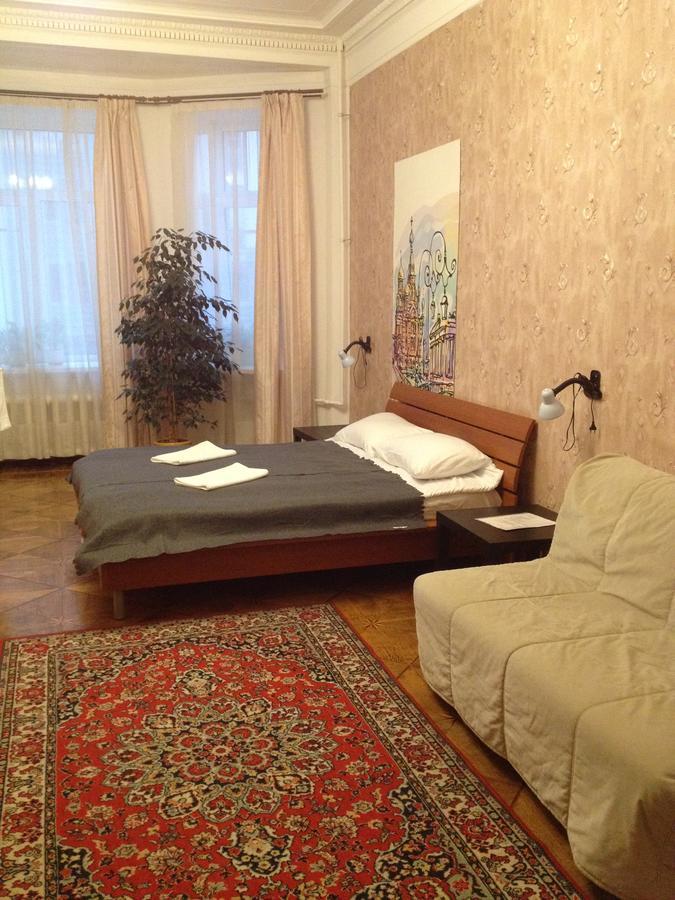 Ficus Hostel Sankt Petersburg Zewnętrze zdjęcie